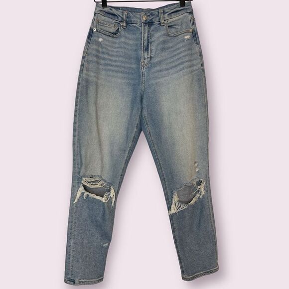 American Eagle Distressed Curvy Mom Jeans 4 - Picture 1 of 7